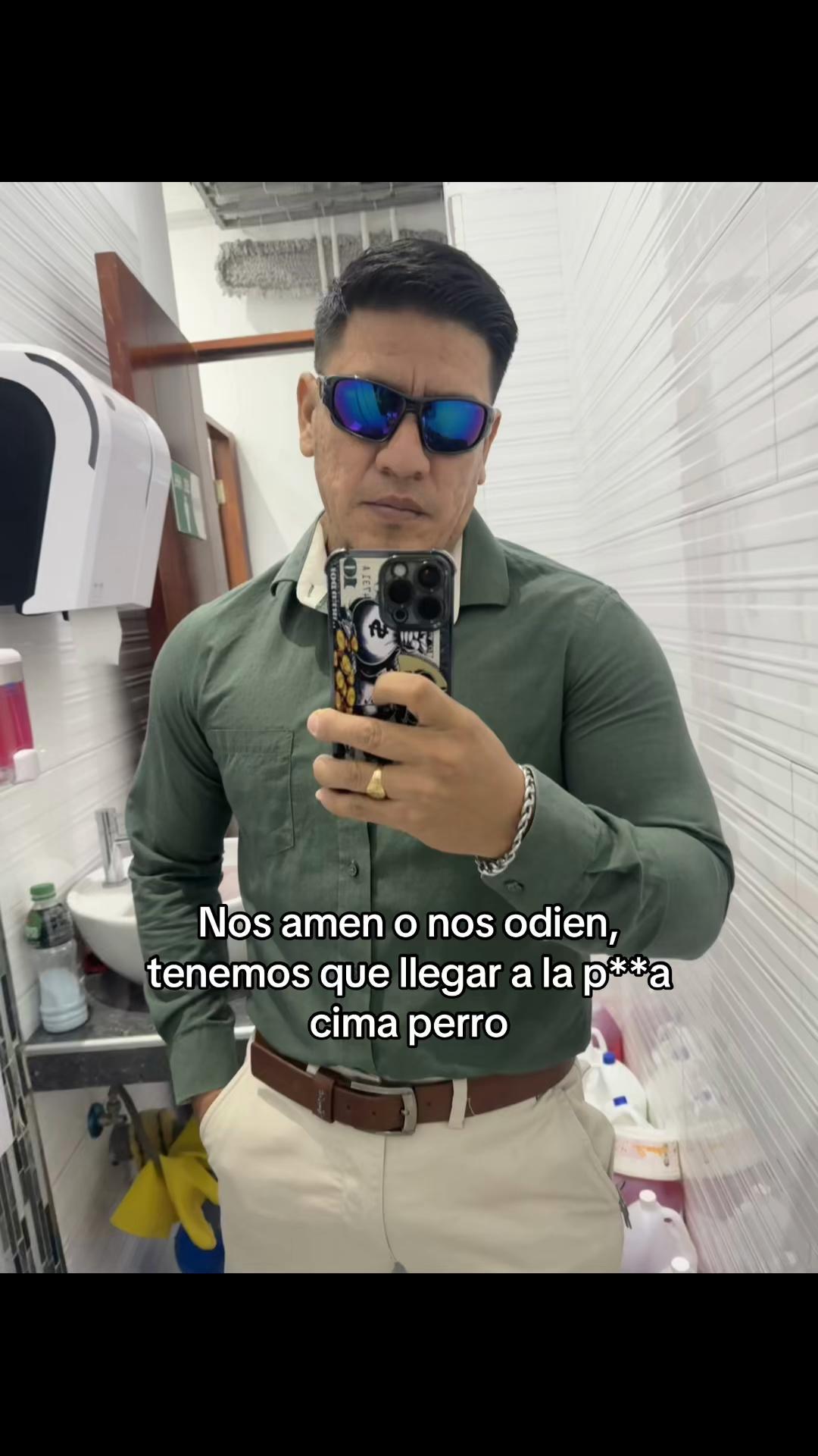 @Orlando Saavedra San