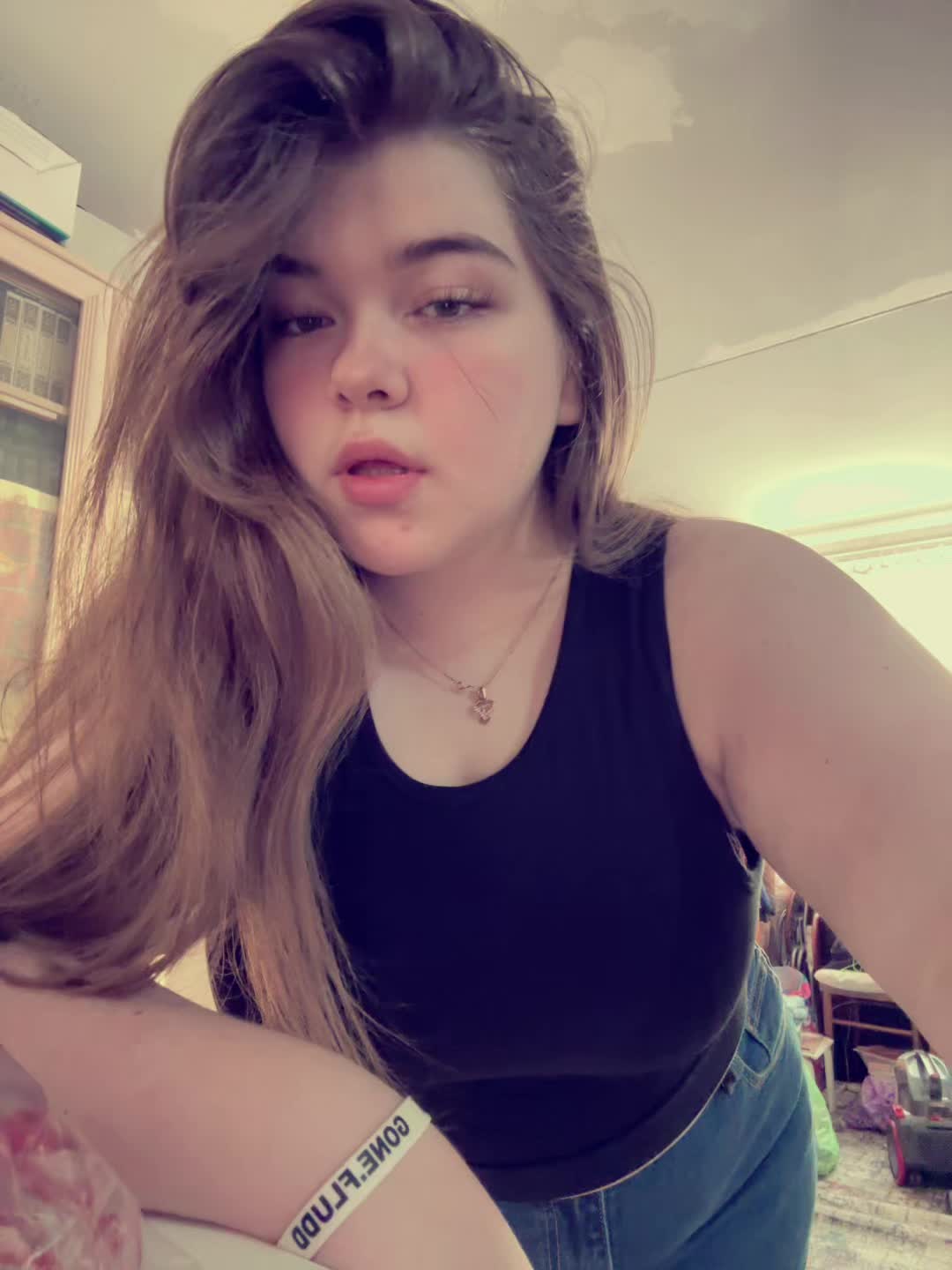 @Vikkilove