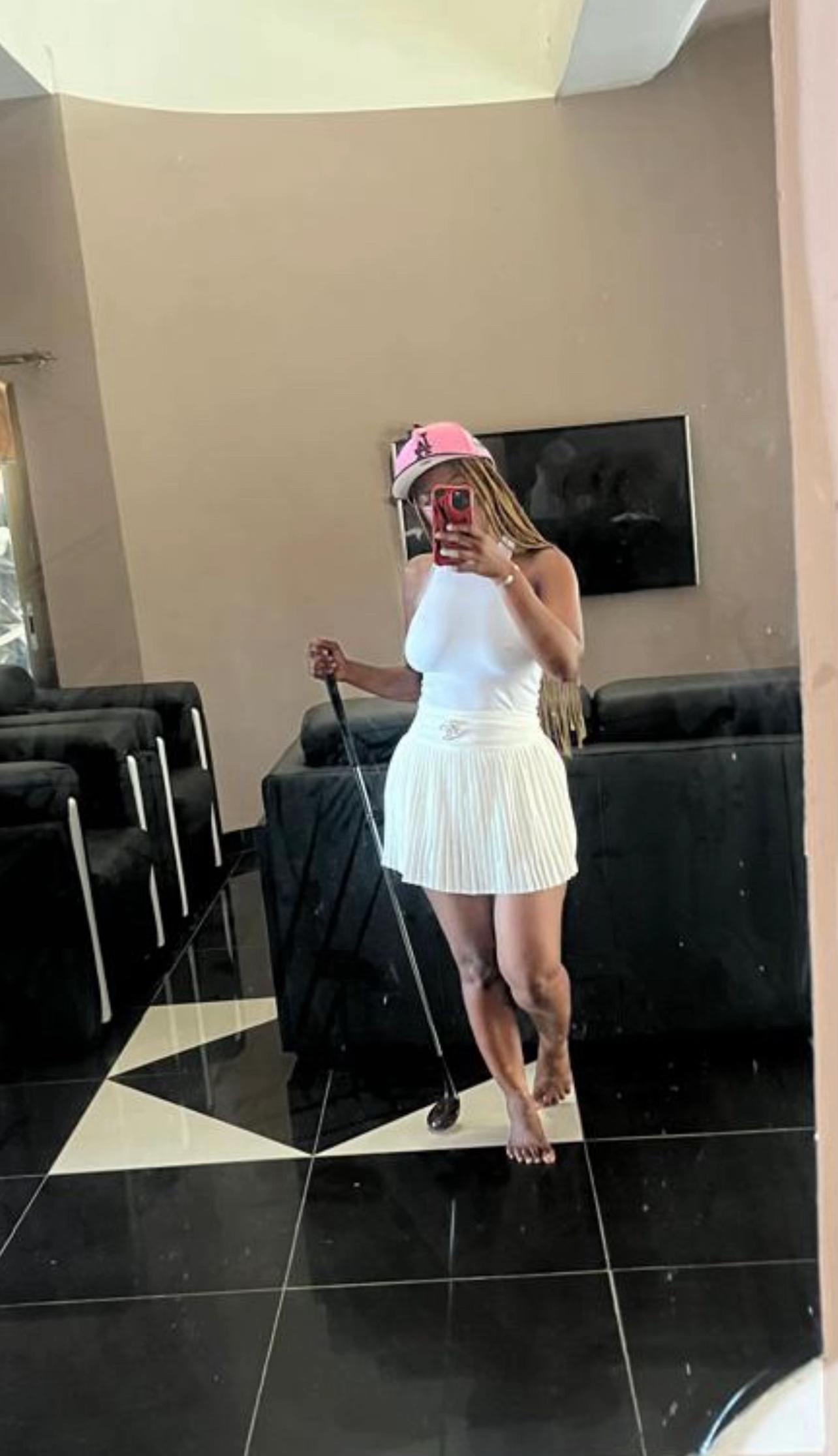 @⁰