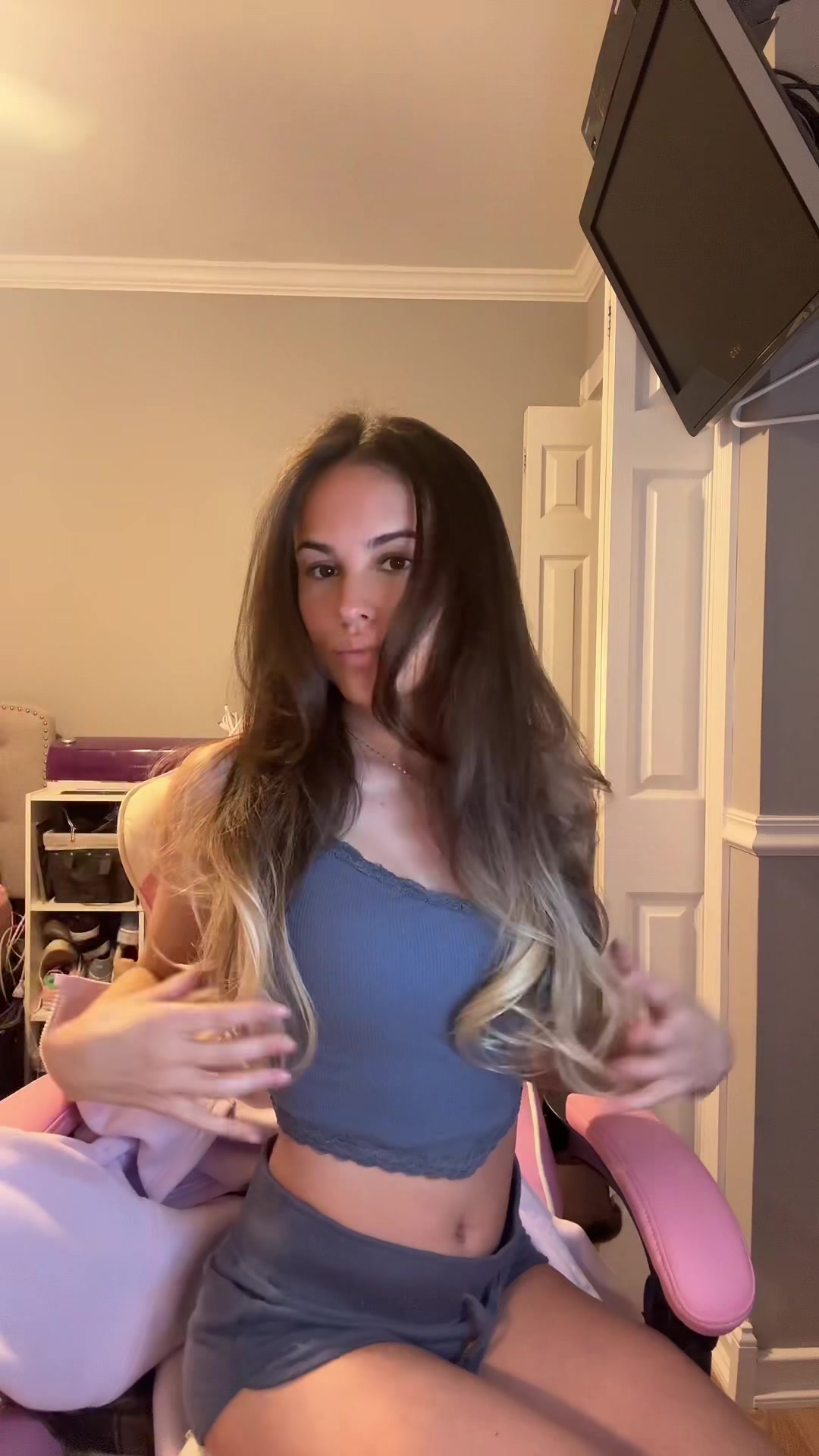@Dumbbitch