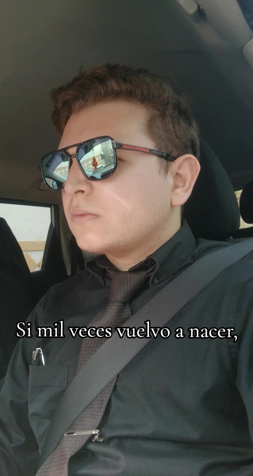 @Flores Abogado