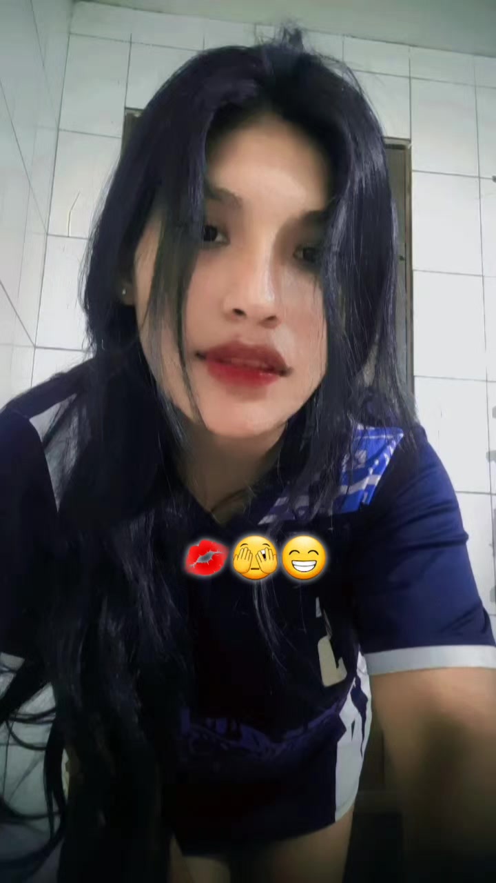 @cely meneces21