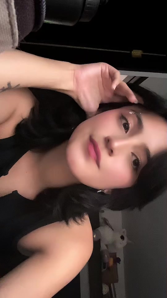 @Danielavaus