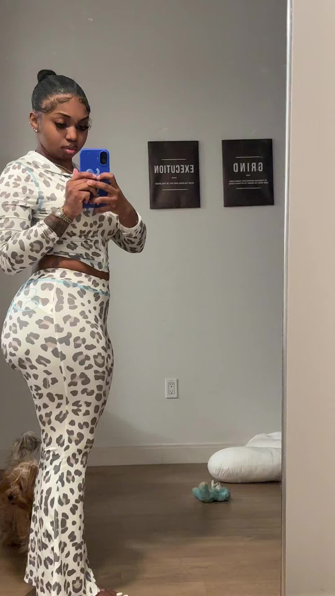 @Anaa Lee