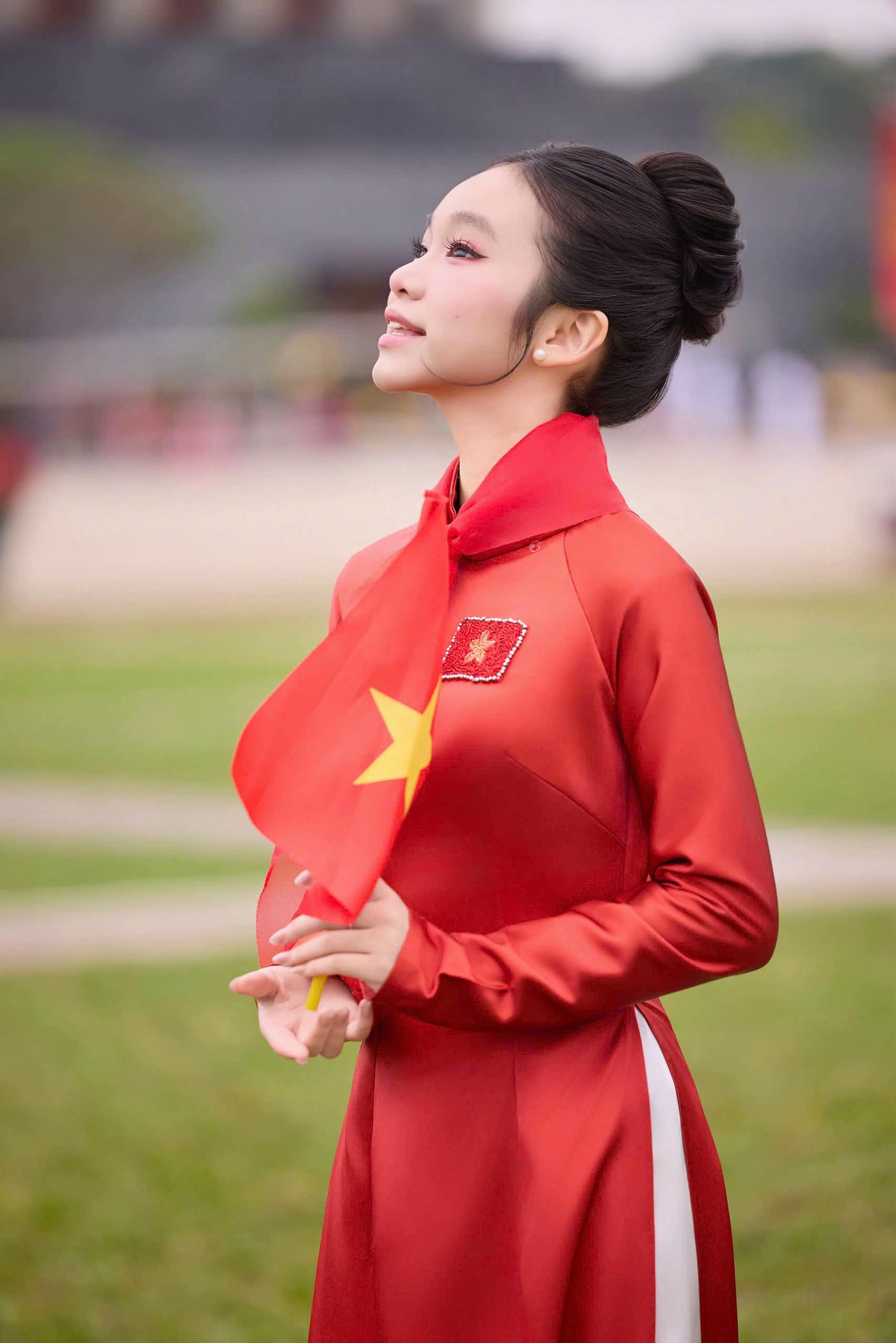 @Ng&ocirc; Tuệ Mẫn