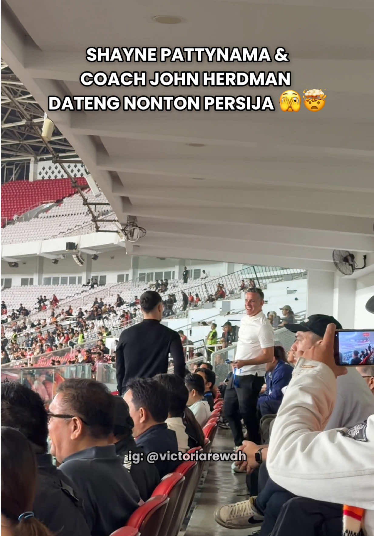 @victoria🔴⚪