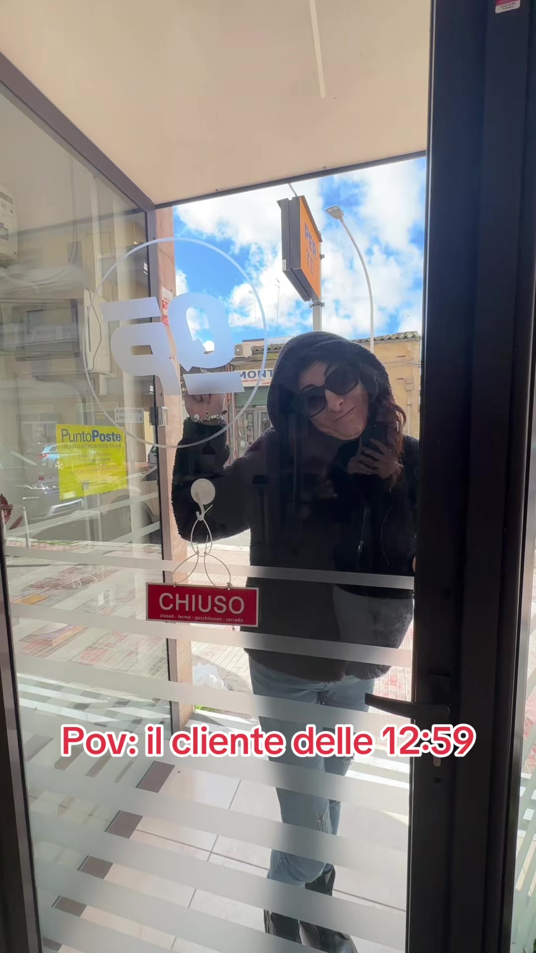 @Qui poste Canicatt&igrave;