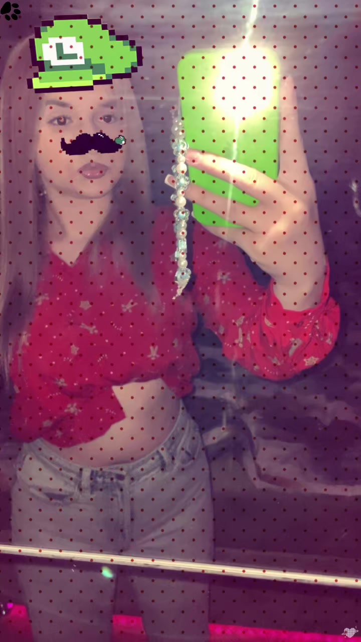 @vikixq👑