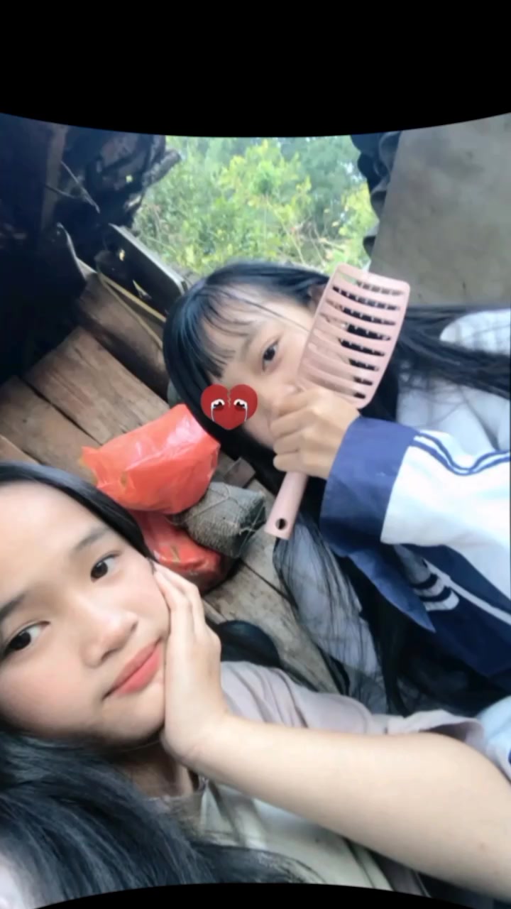 @tẹt jieu 😋😋