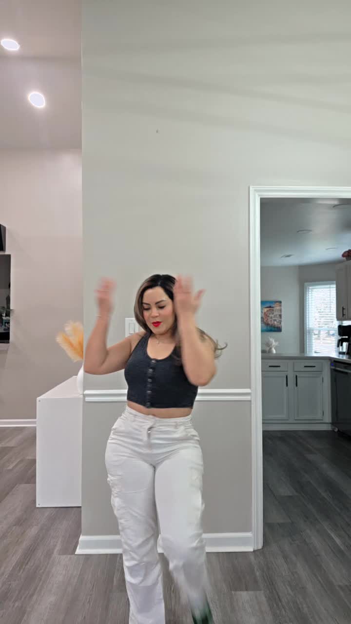 @😘Roxxy_flores🇸🇻💕