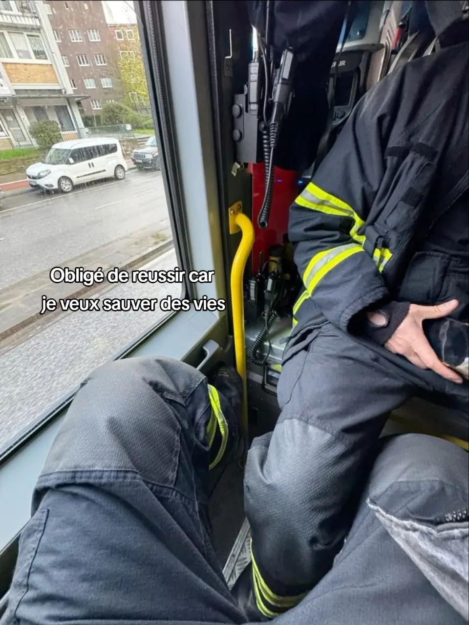 @𝕊𝕀ℕ𝕀𝕏'🌑