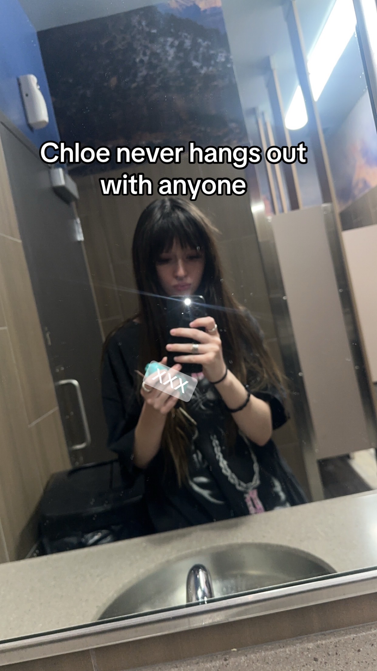 @chloe