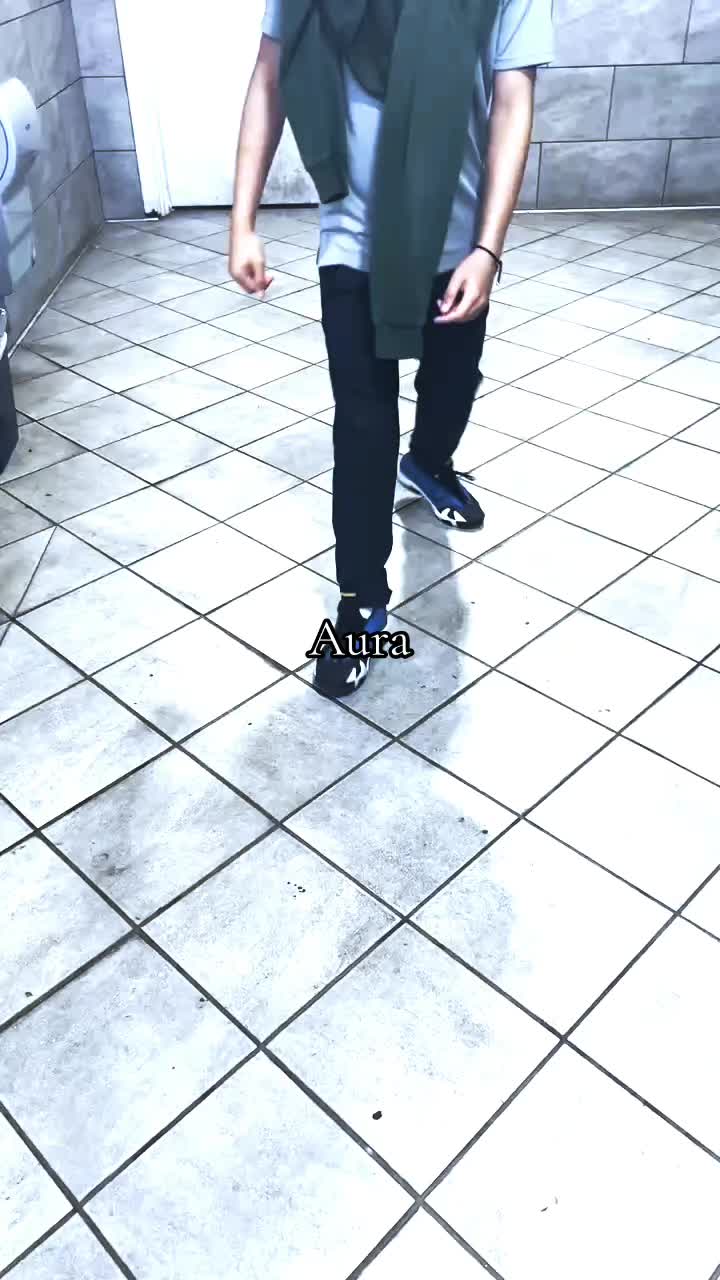 @★