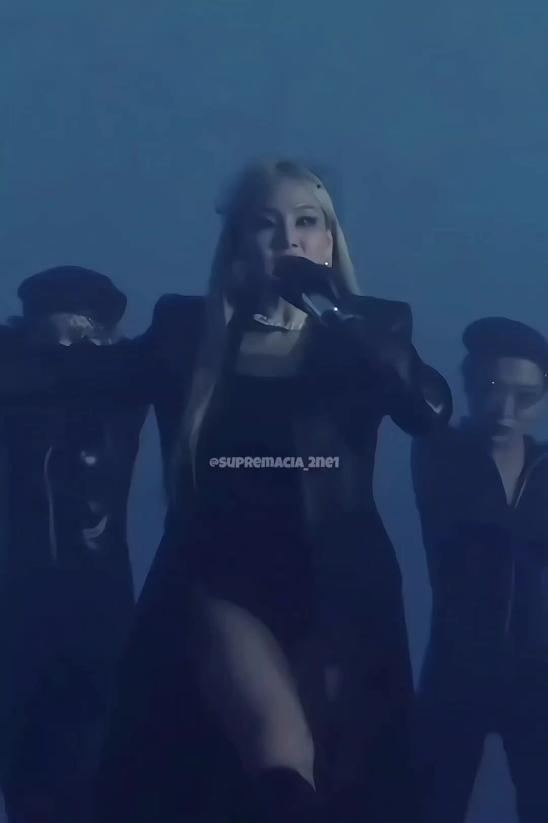 @BIG2NE1 IS BACK, BITCH.