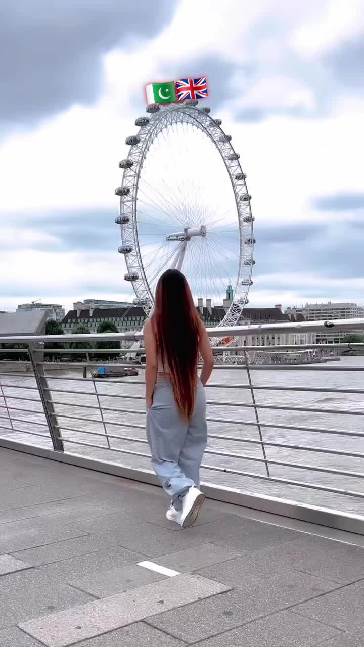 @𝐀𝐟𝐬𝐡𝐚 𝐑𝐨𝐬𝐡𝐚𝐧 🇵🇰