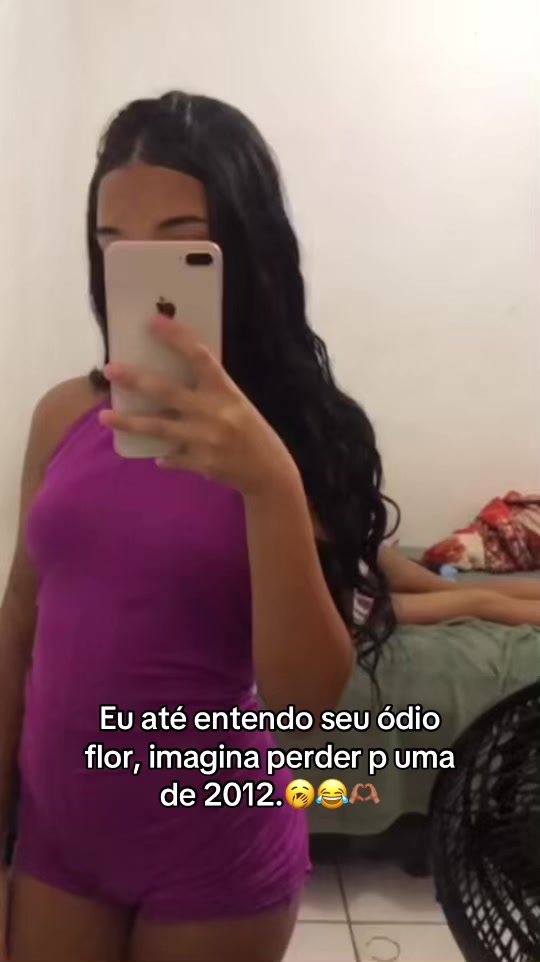 @_biazinhaazz._