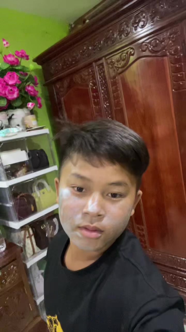 @ម៉ាក់ប្រុសនុ