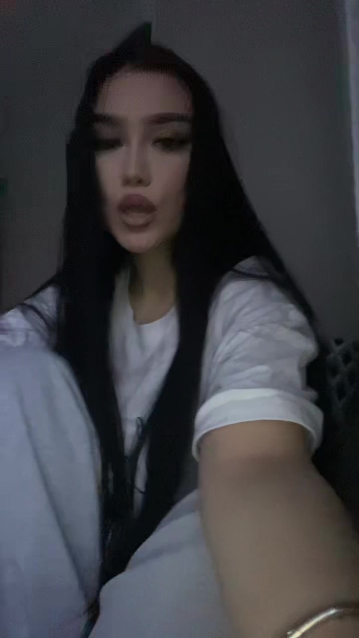 @𝘀𝗵𝘂𝗿𝗮