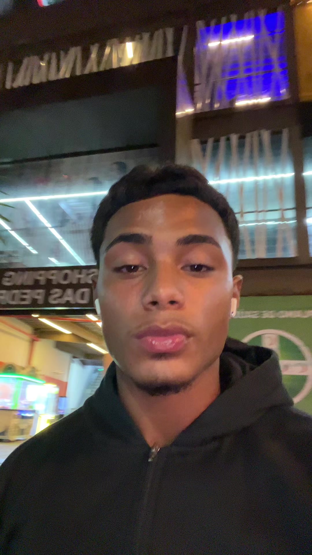 @lohanmoreira