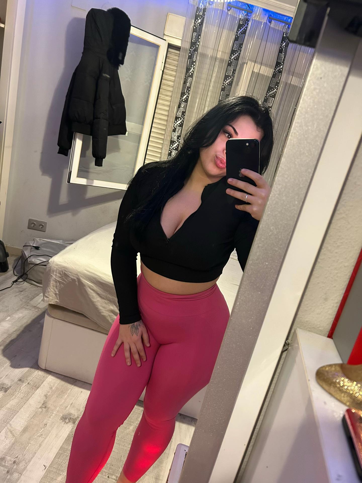 @aroamartiiinezz