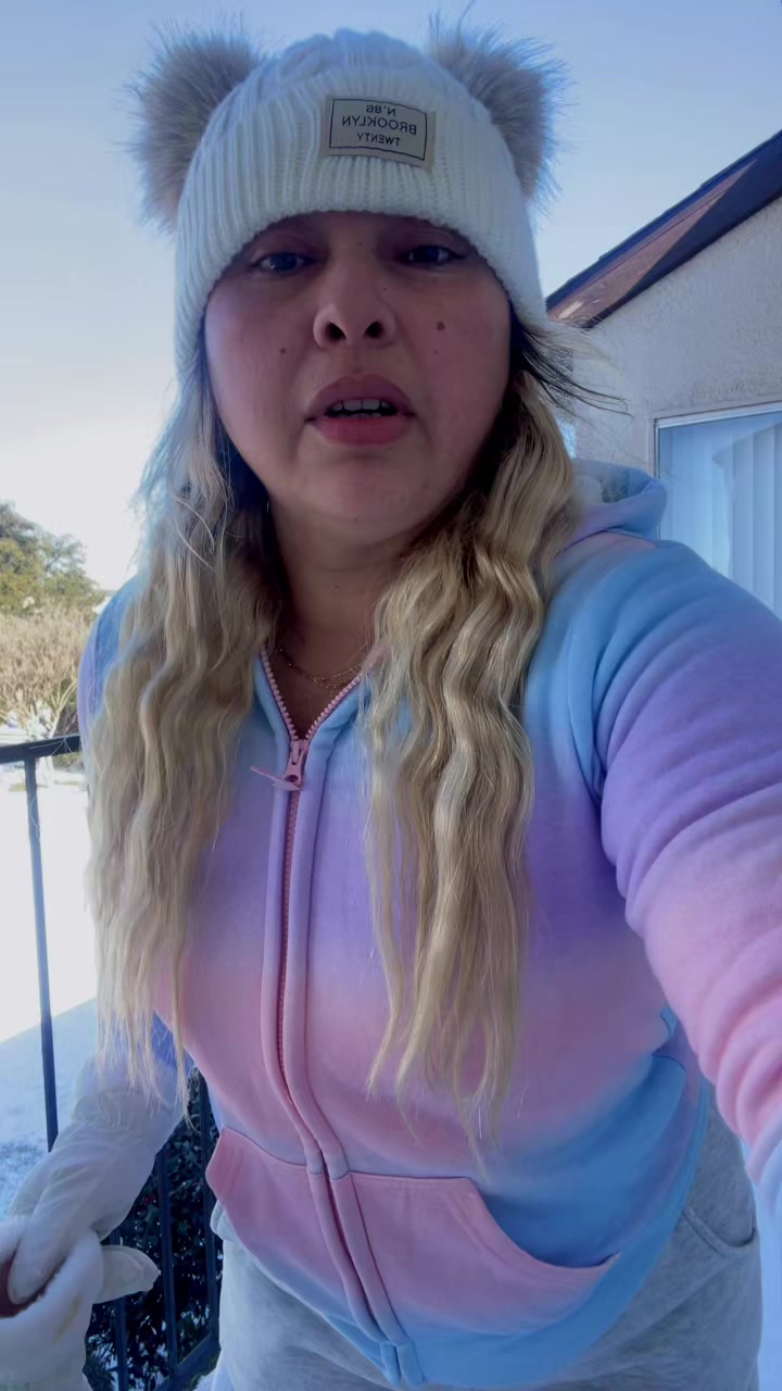 @Esther