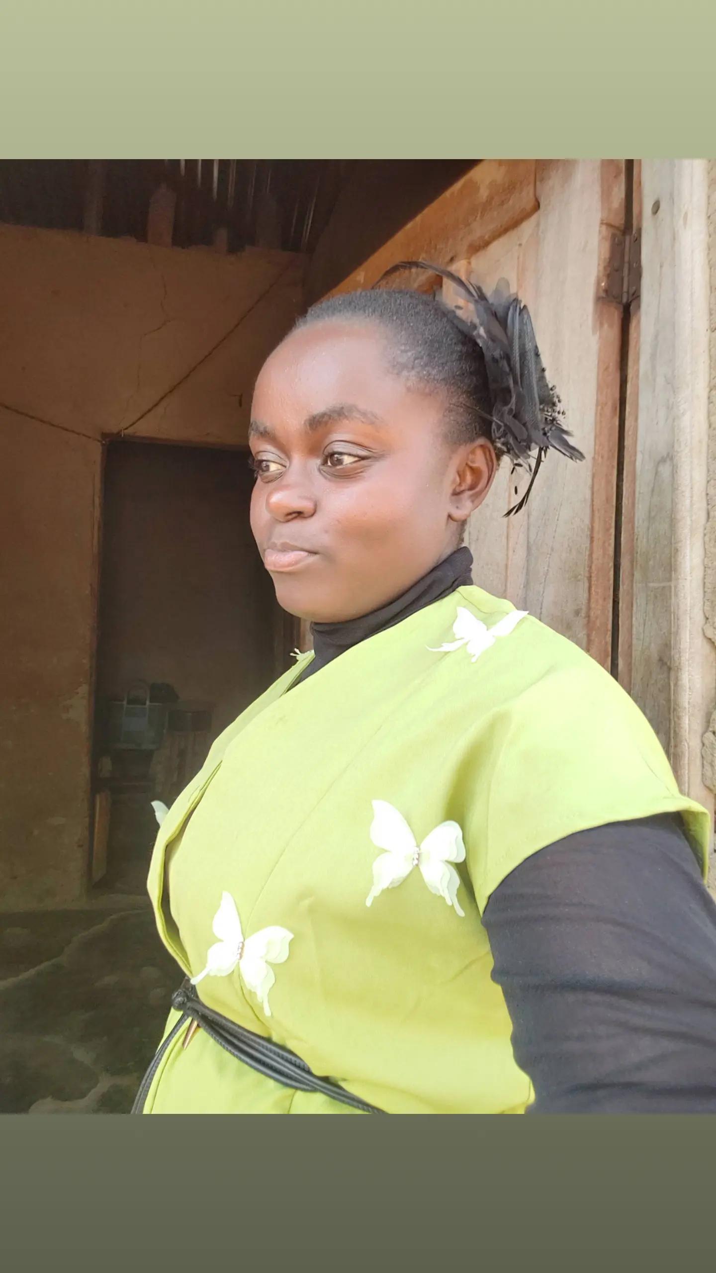 @Esther Mbafumoja