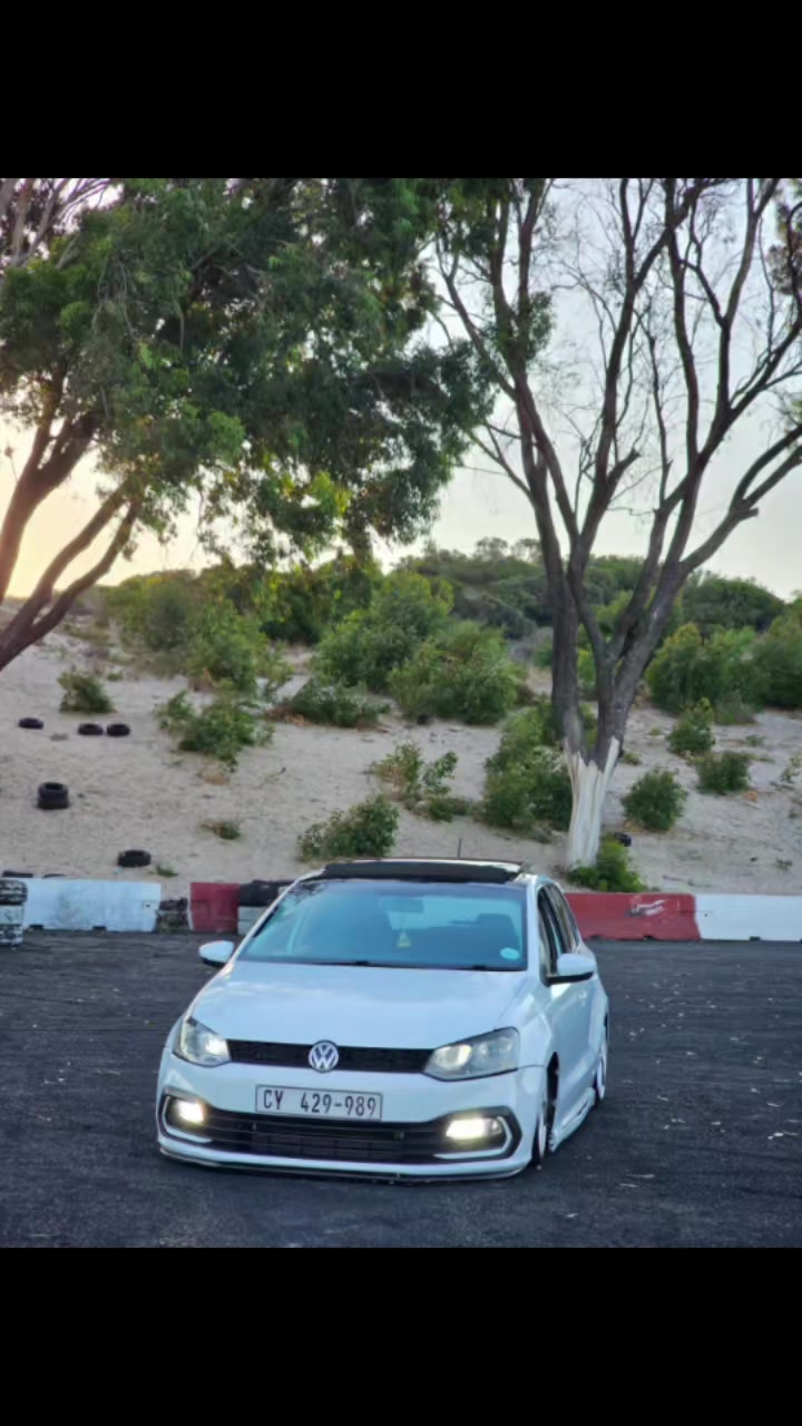 @travis_airm6x