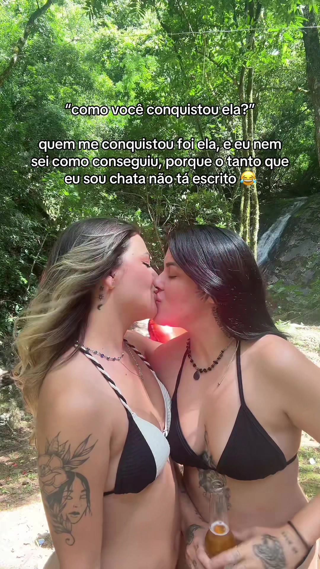 @Fl&aacute;via e J&uacute;lia