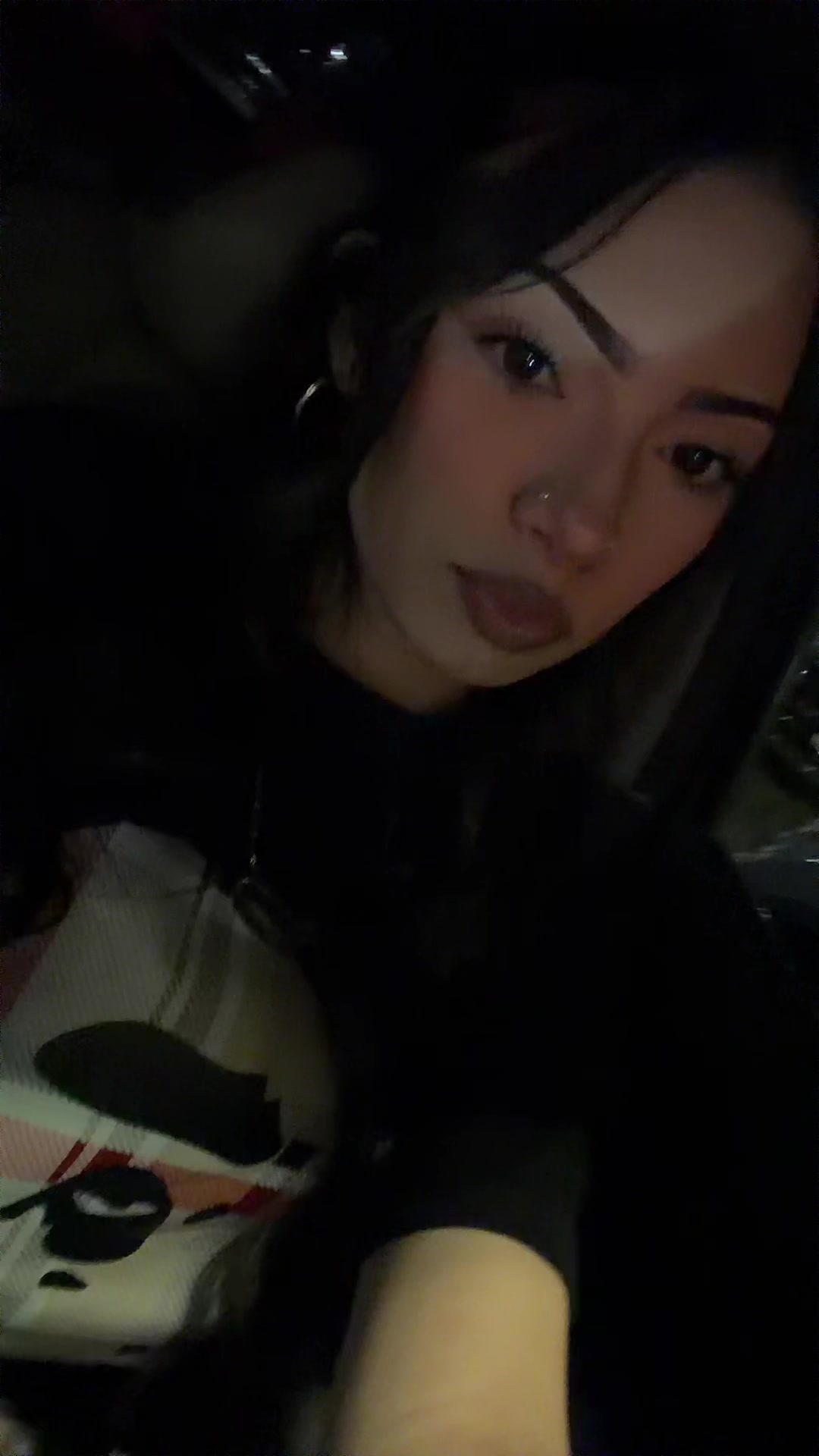 @..
