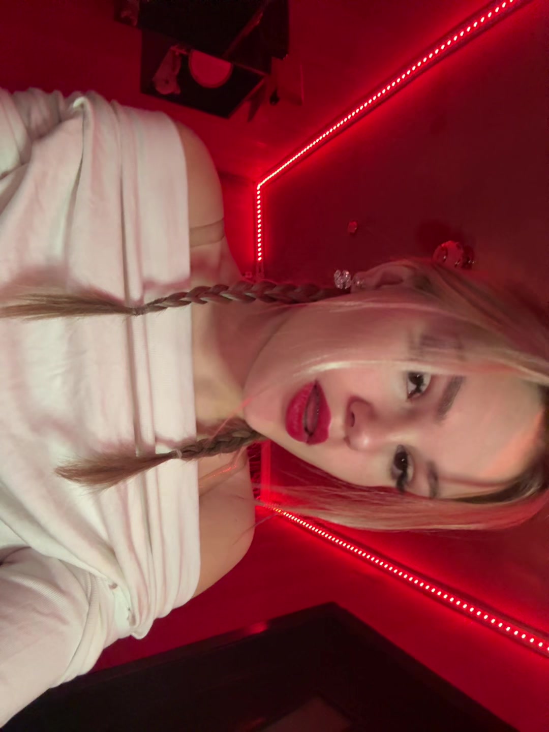 @Vikkukama