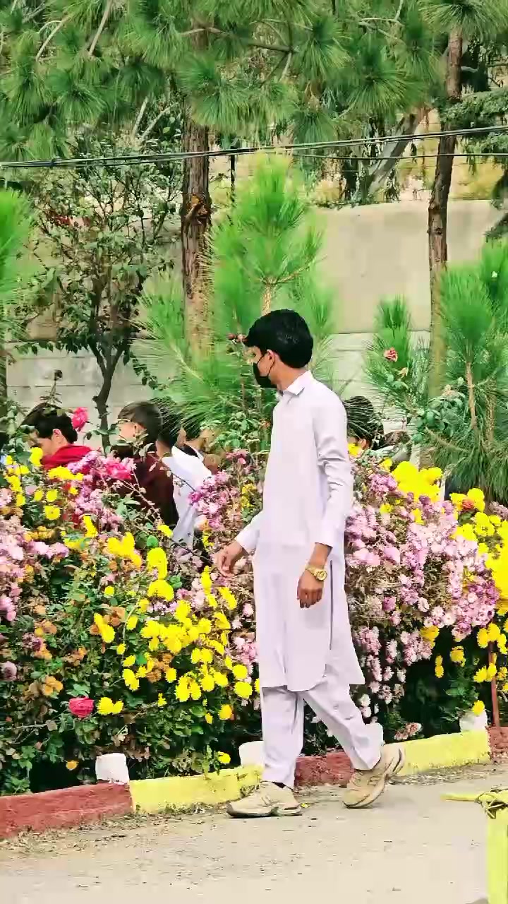 @WK🚬KURRAMYWAL🍷🥀