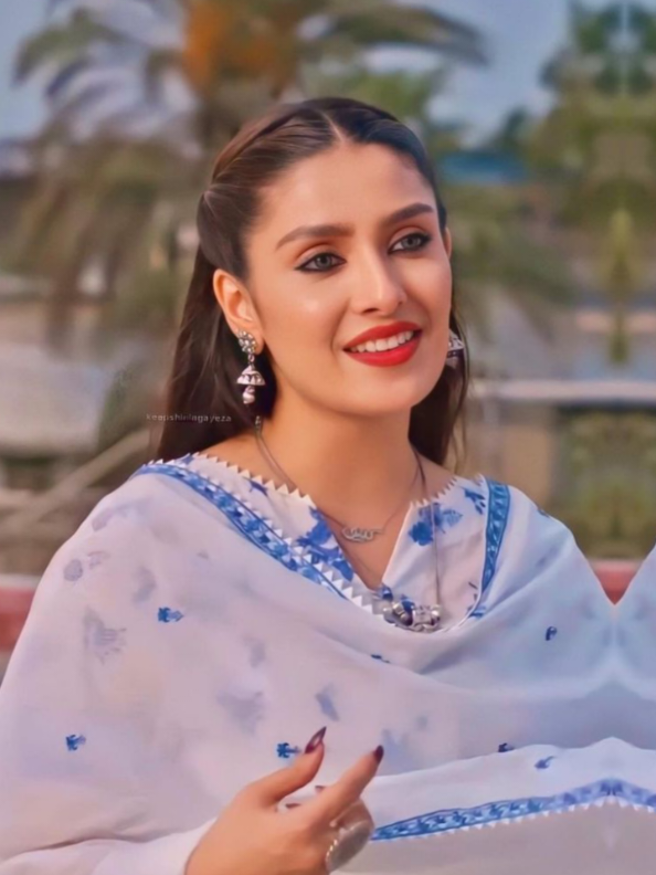 @Pakistani Actresses