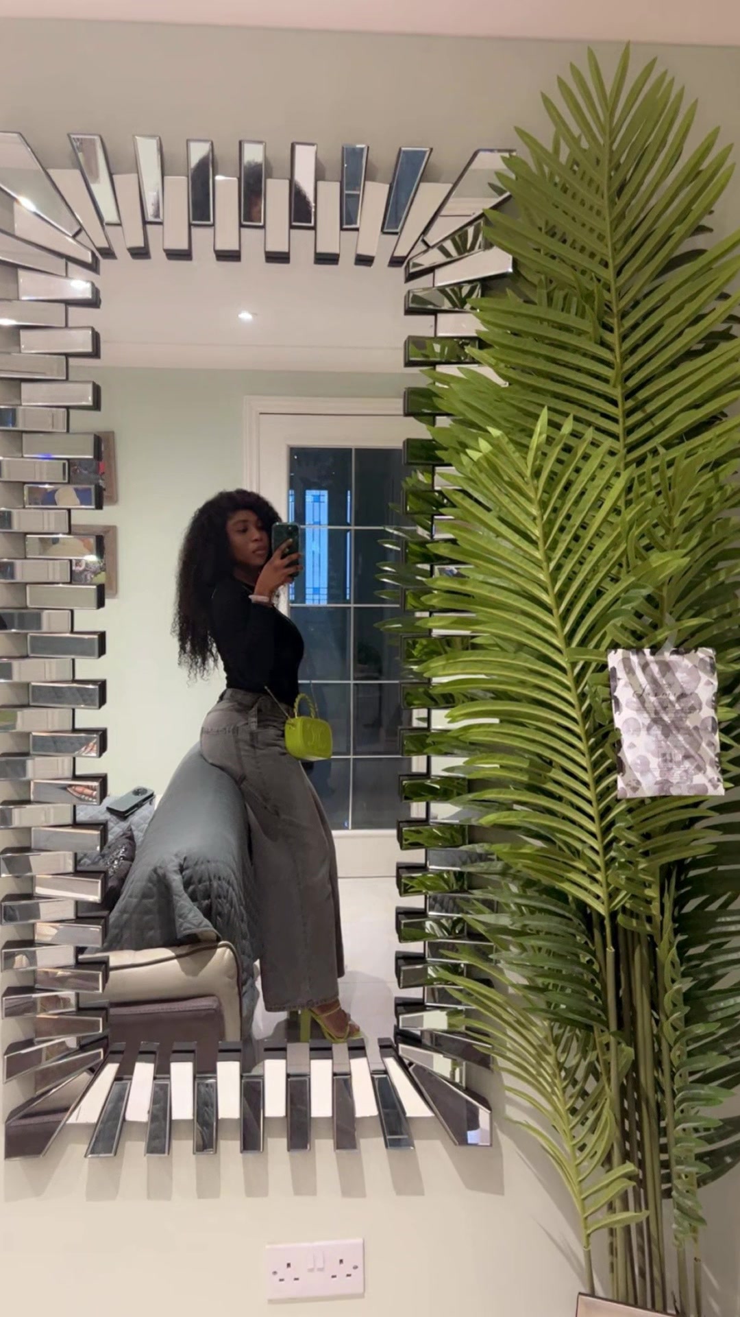 @Aphyriyie