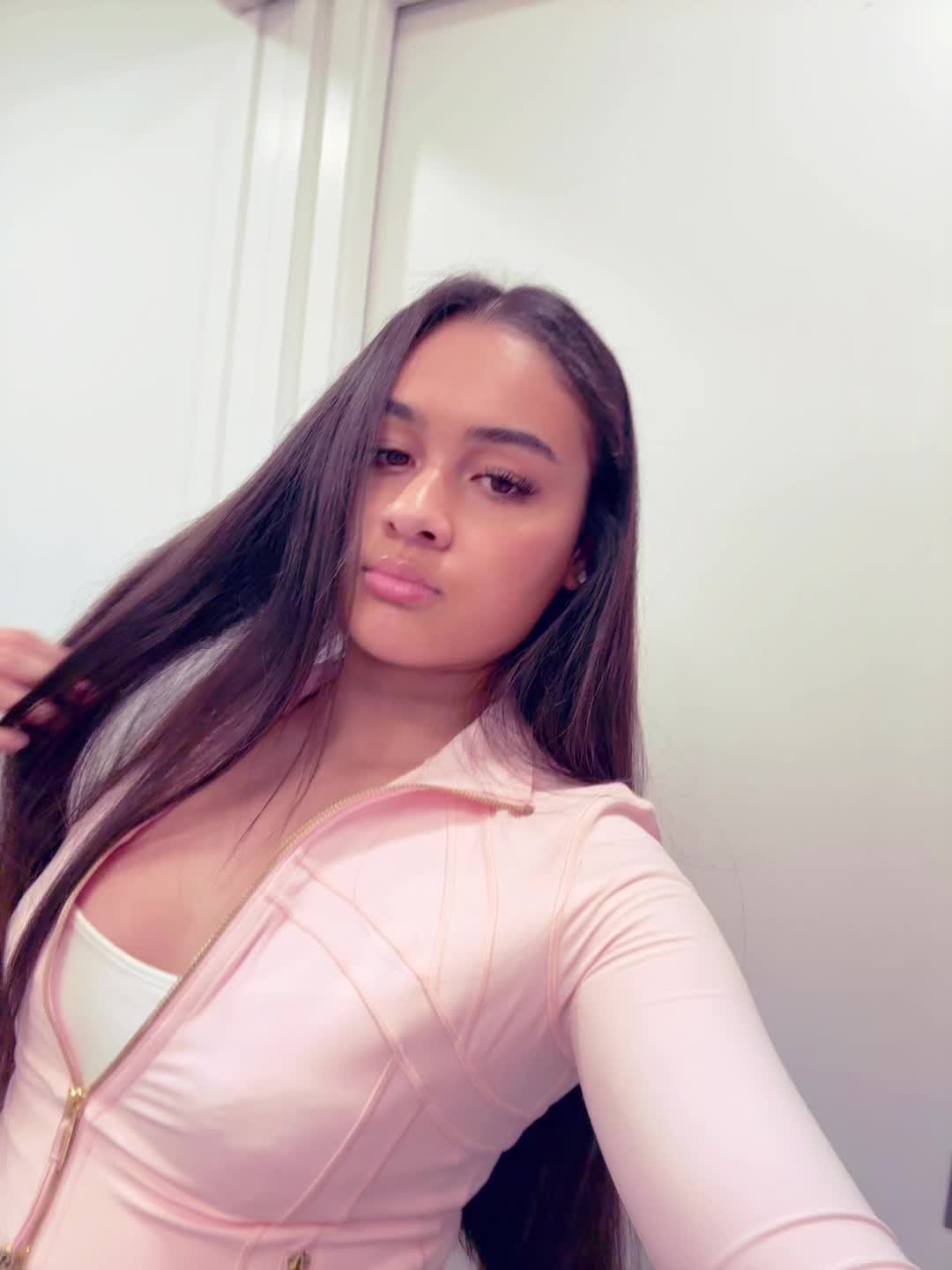 @Alyaaaa