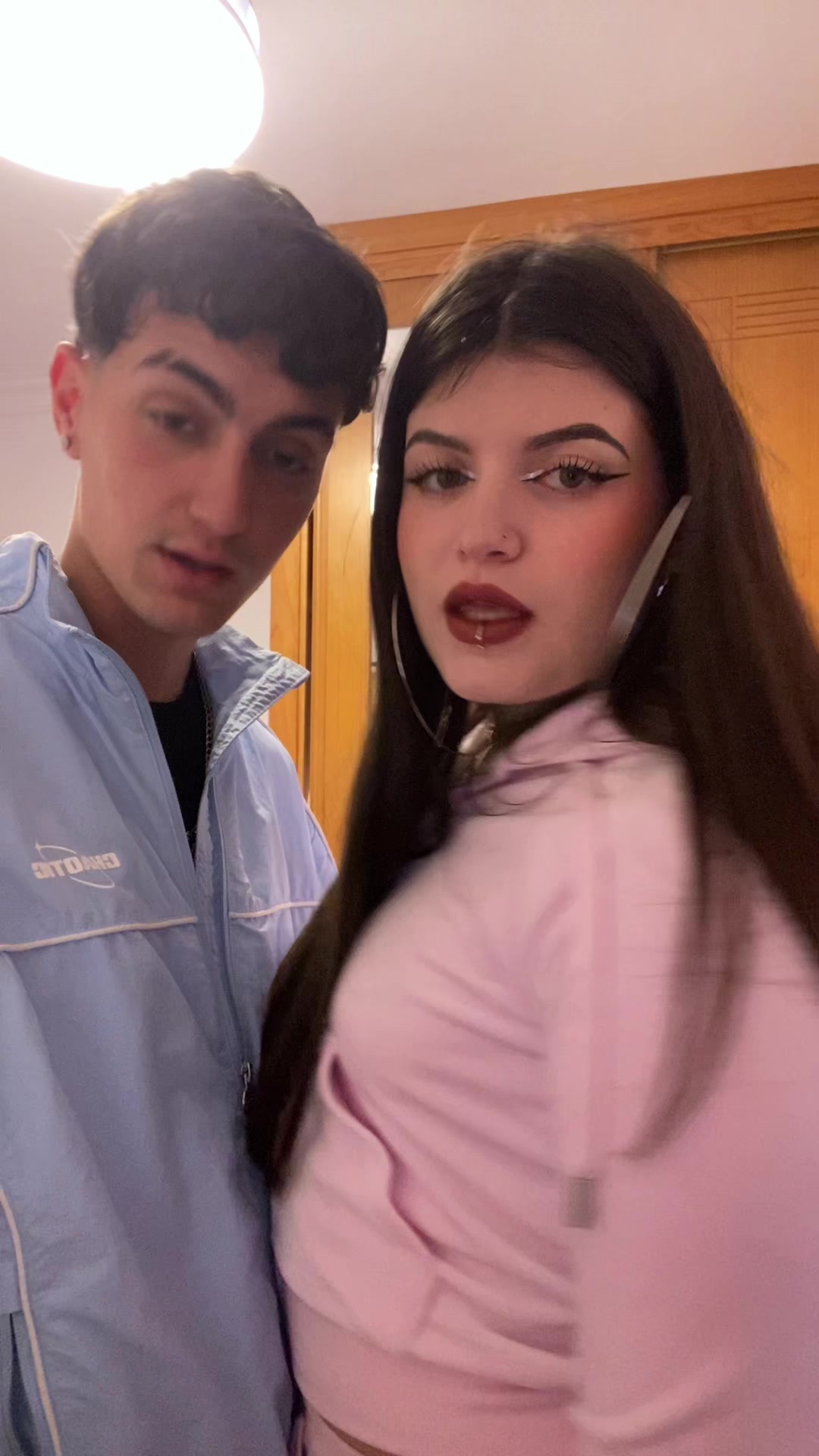 @𝔄𝔩𝔢𝔧𝔞𝔫𝔡𝔯𝔞 🧛🏻&zwj;♀️