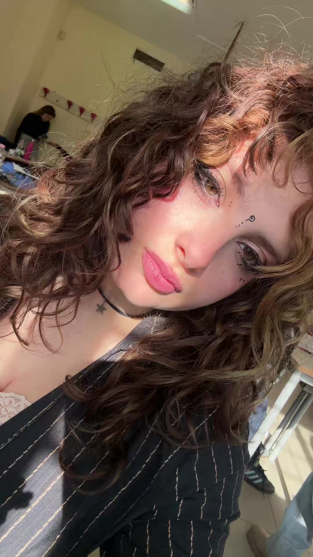 @; fia 🍥