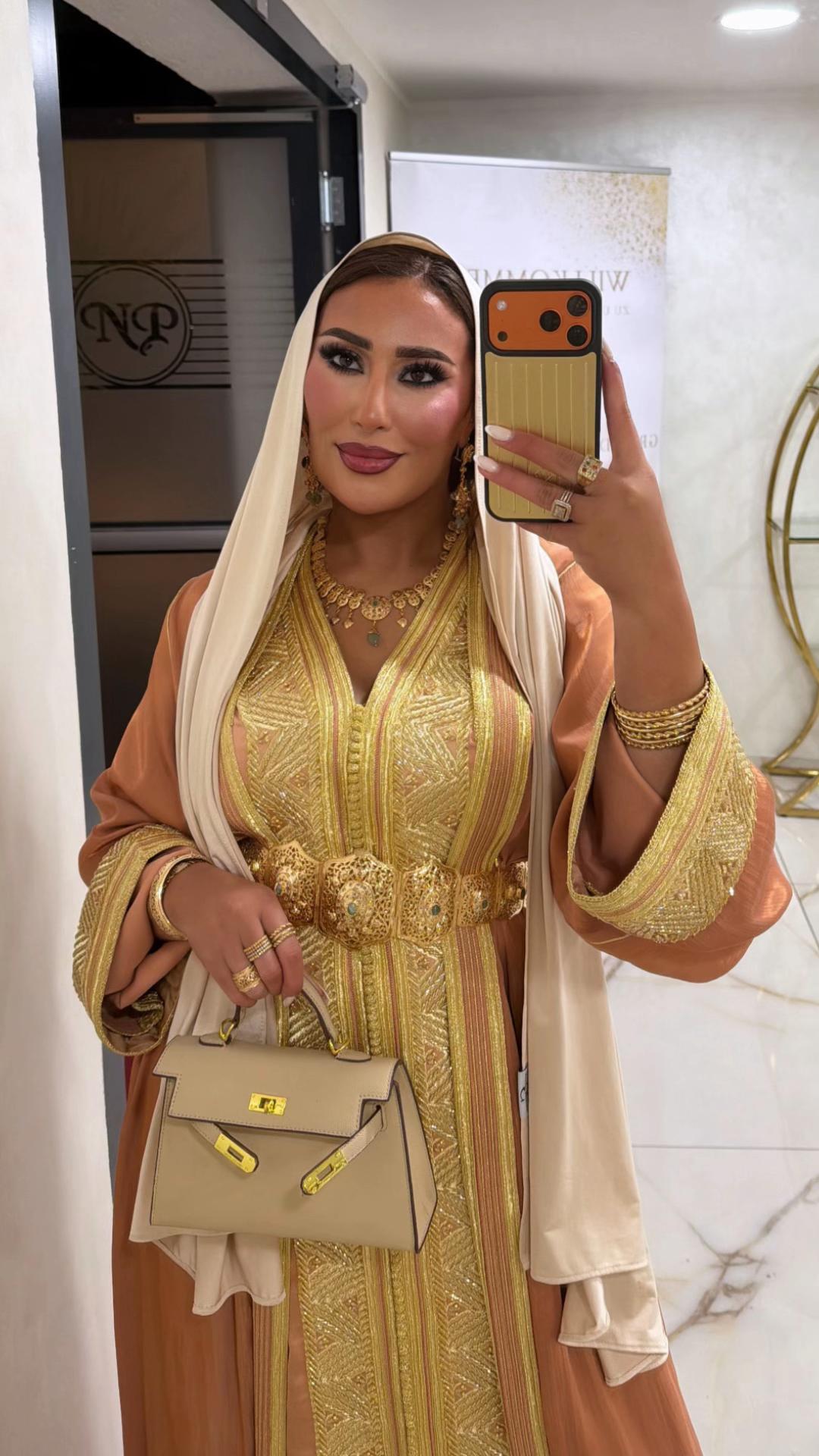 @manaal_