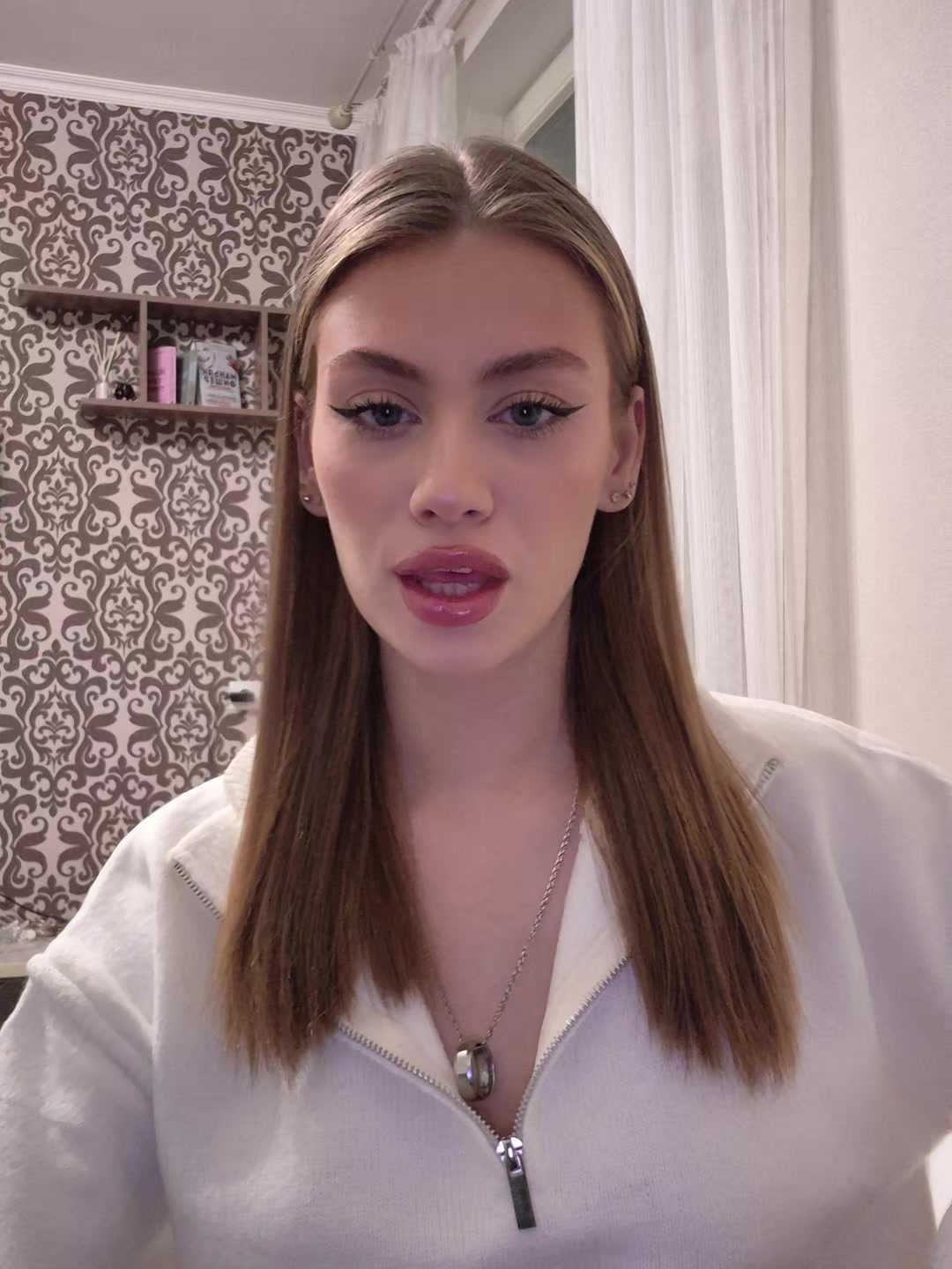 @рина вроде