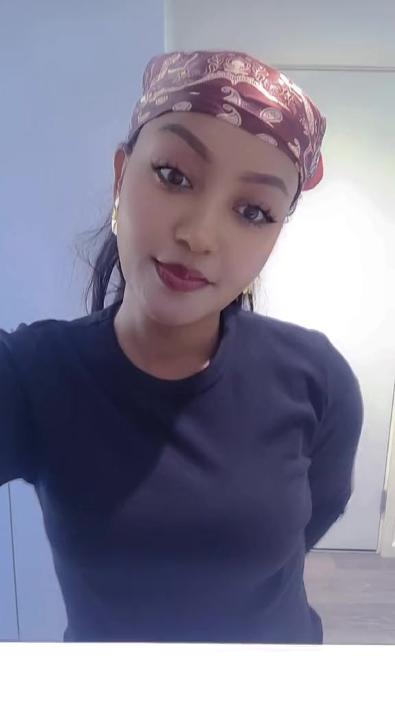 @𝓗𝓮𝓪𝓿𝓲🌹