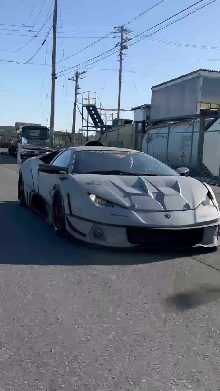 @LIBERTYWALK_Toshi