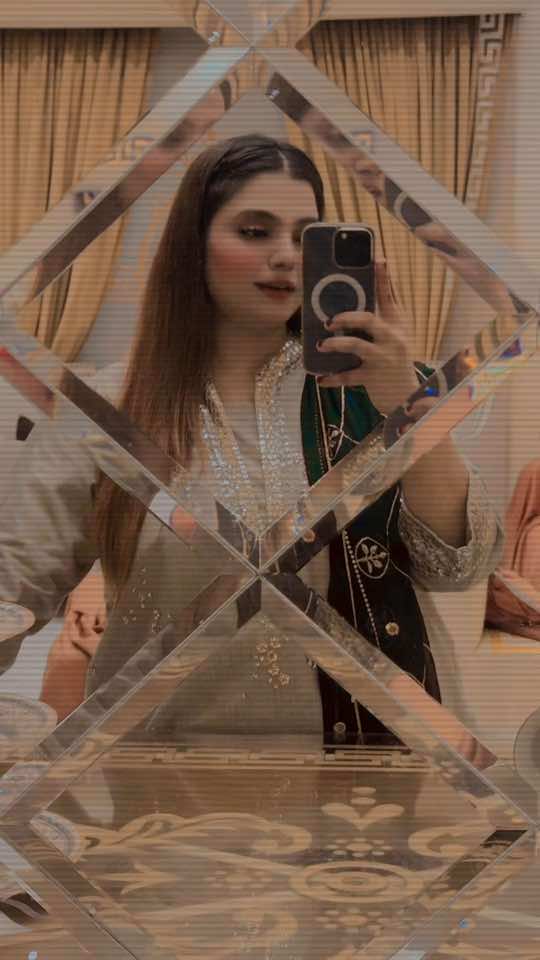 @سارہ وقار👑