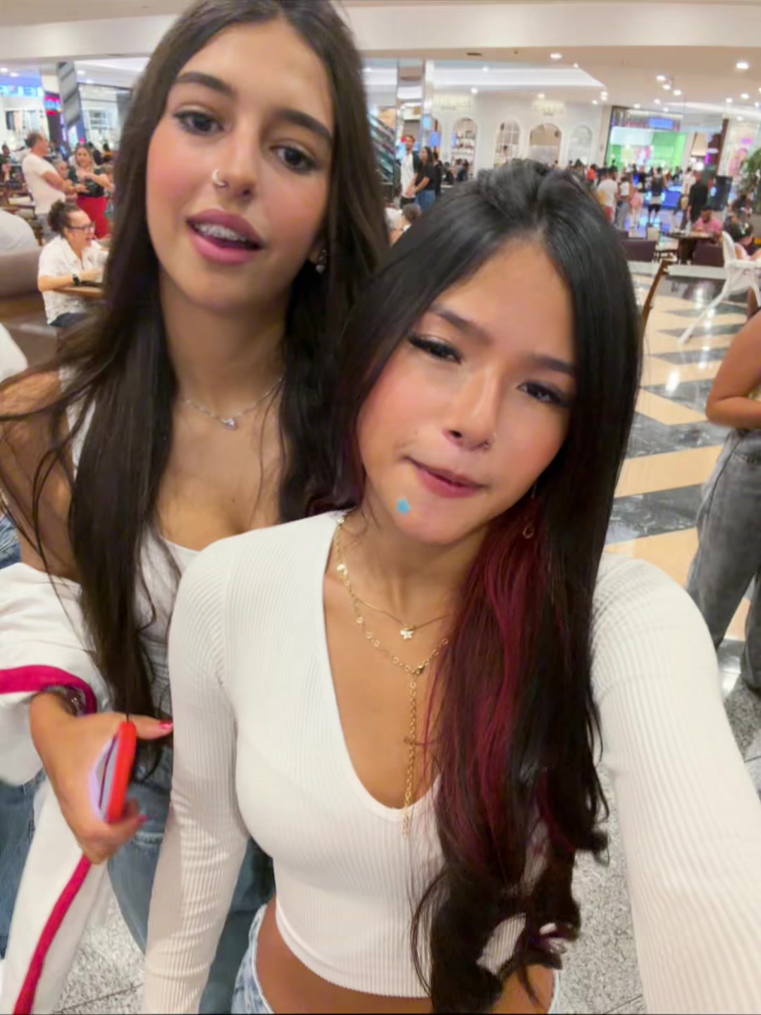 @lbeatrizoficiall