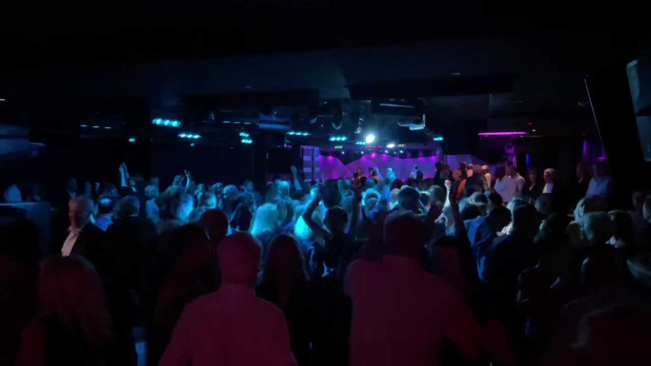@Th&eacute; Dansant Duplex