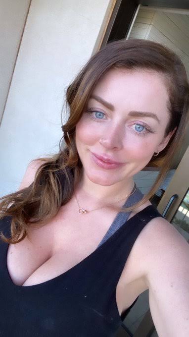 @Just_SophieDee_fanpage