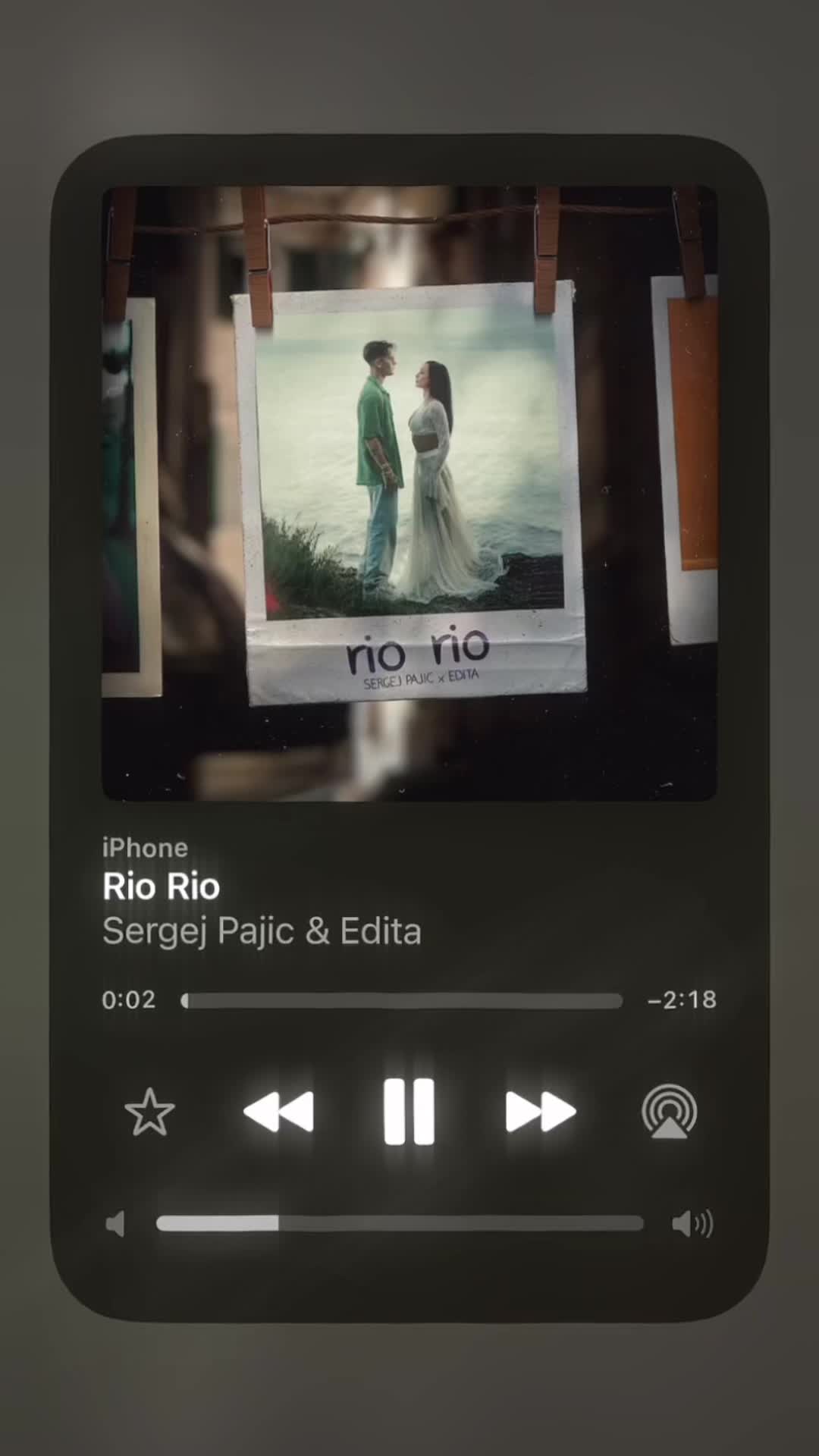 @🎧