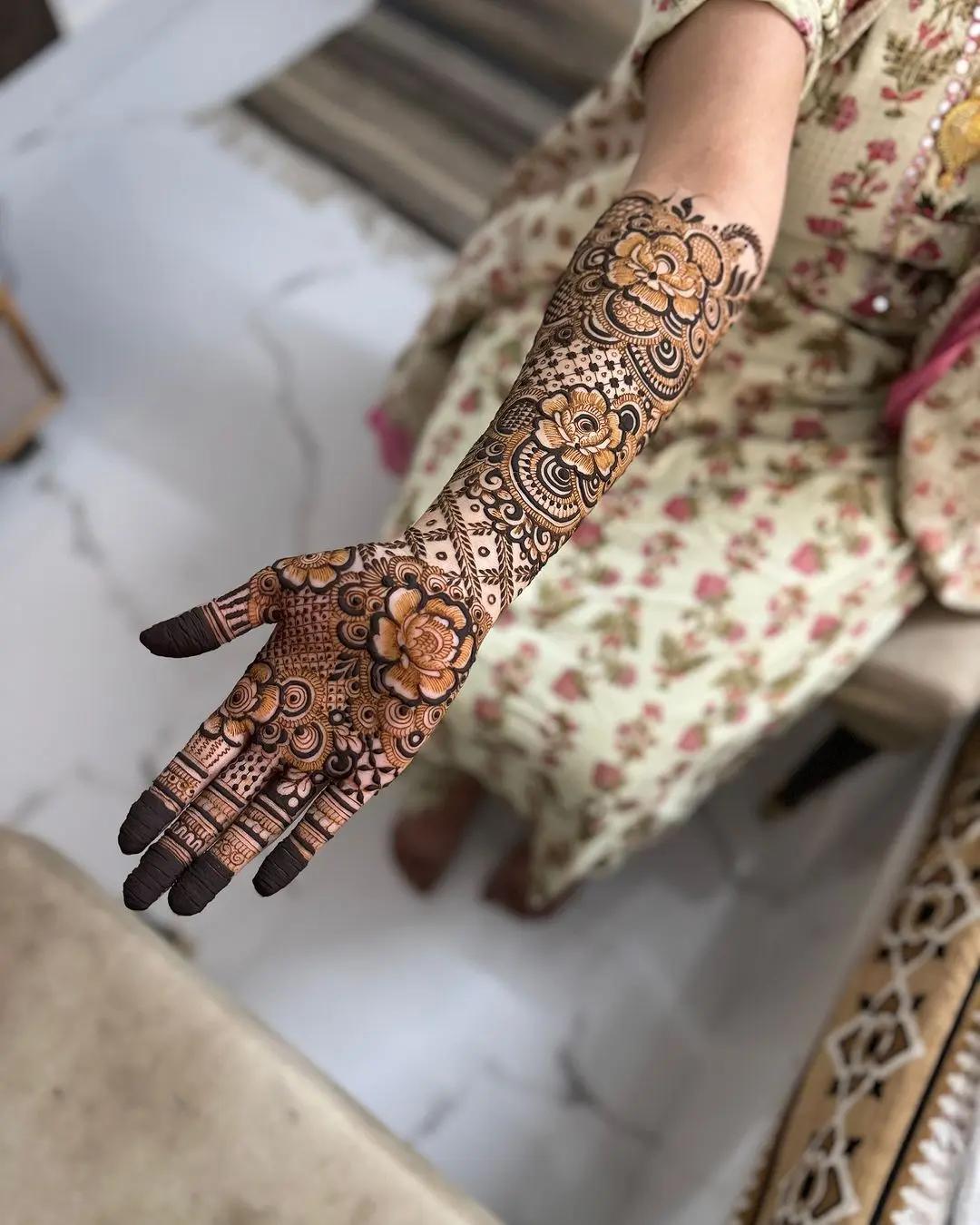 @Sayba's Henna Artistry