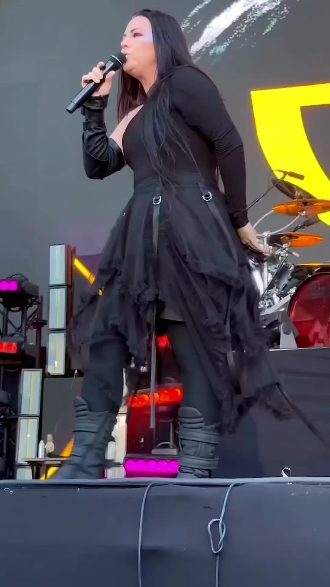 @Evanescence (Fans)