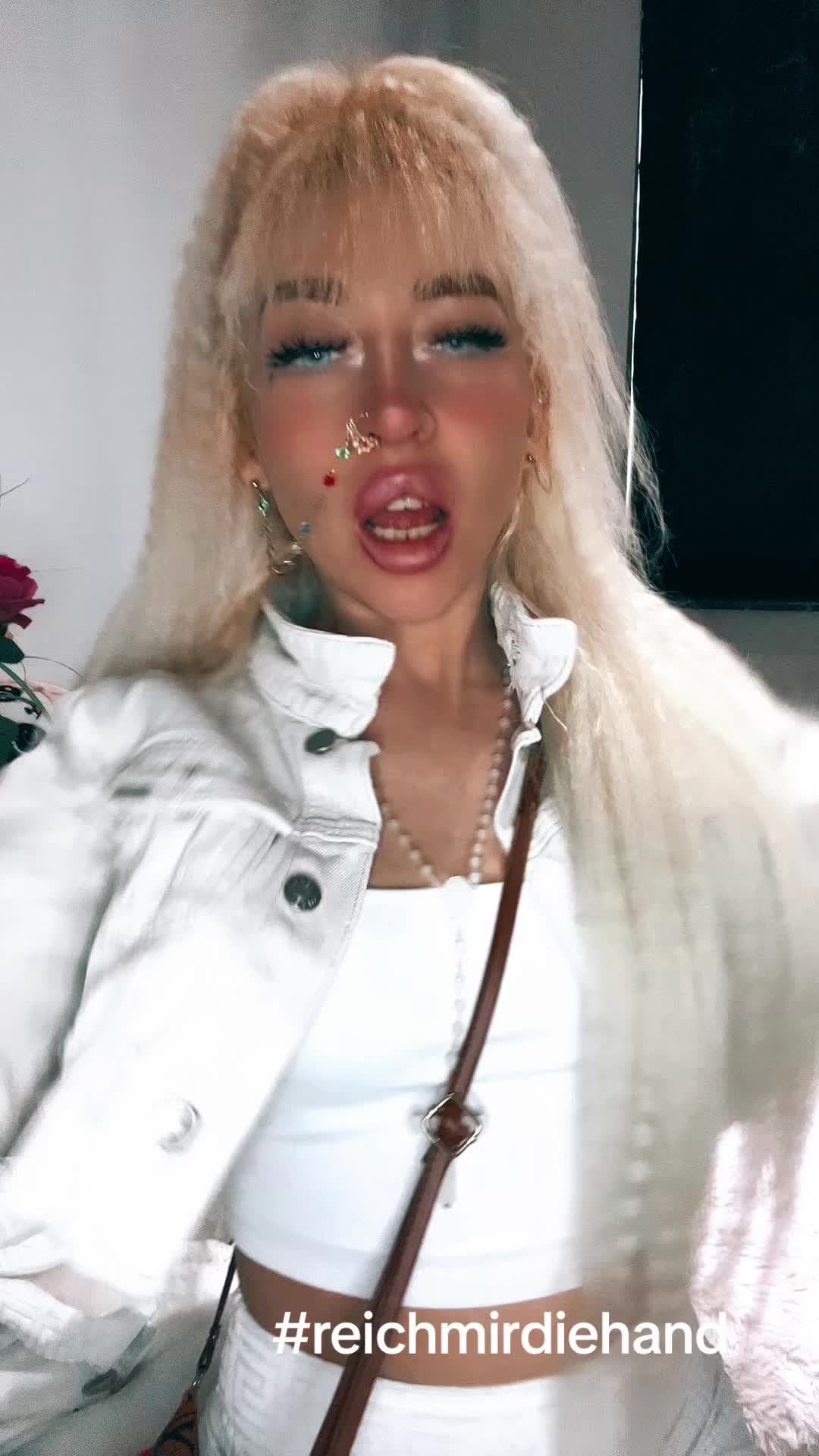 @Tattoo Barbie