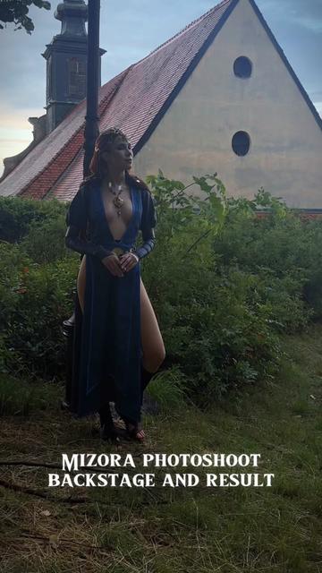 @Frau_Haku