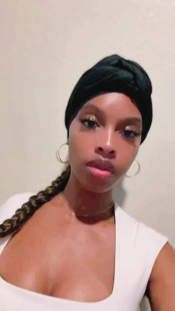@iamcinnamonwilliams